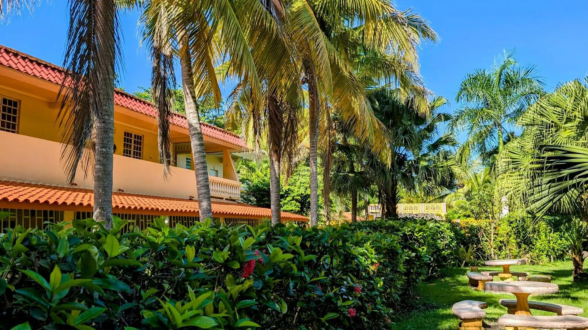 Yukayeke Playa Resort La Tosca