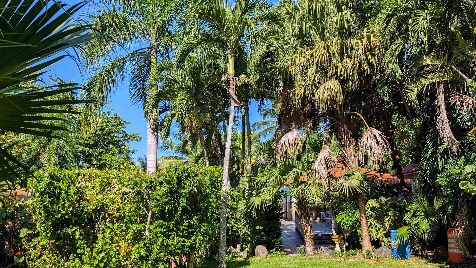 **  Yukayeke Playa Resort La Tosca Puerto Rico